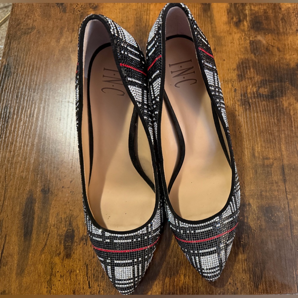INC International Concepts Women's Black Red Plaid Stiletto Heels Sz 8.5 in EUC